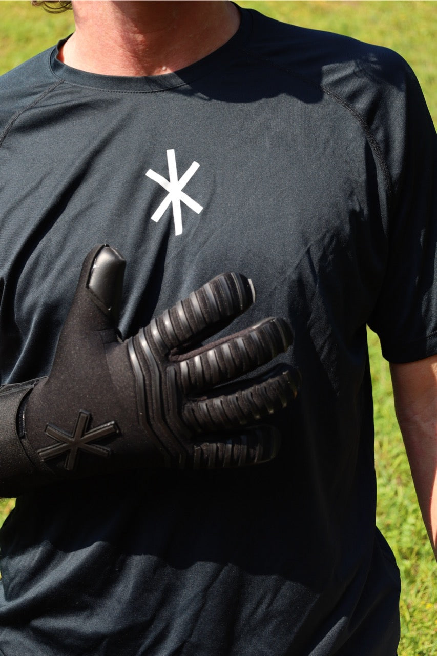 ALL BLACK NEGATIVE CUT
